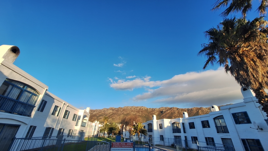 3 Bedroom Property for Sale in Gordons Bay Central Western Cape